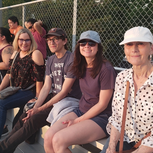 Meet your Posher, Dolly - Picture 9 of 12